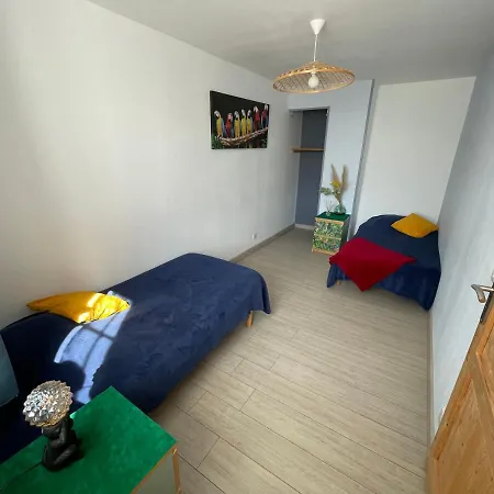 L'entre 2, 7personnes A Proche De Nigloland 3*